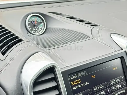 Porsche Cayenne 2014 года за 19 000 000 тг. в Петропавловск – фото 19