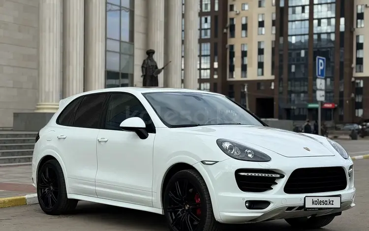 Porsche Cayenne 2014 года за 19 000 000 тг. в Петропавловск