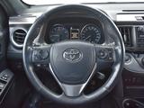 Toyota RAV4 2019 года за 11 500 000 тг. в Атырау – фото 2
