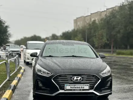 Hyundai Sonata 2017 года за 7 600 000 тг. в Семей