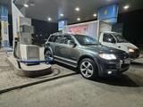 Volkswagen Touareg 2007 года за 7 500 000 тг. в Алматы