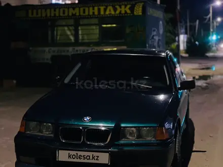 BMW 318 1993 года за 1 300 000 тг. в Семей – фото 2