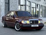 Mercedes-Benz E 260 1990 годаүшін2 000 000 тг. в Шымкент