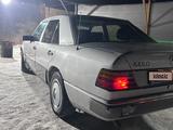 Mercedes-Benz E 230 1988 годаfor1 500 000 тг. в Алматы – фото 4