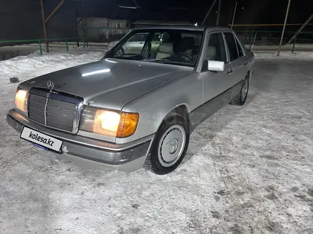 Mercedes-Benz E 230 1988 года за 1 500 000 тг. в Алматы