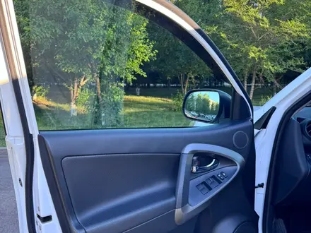 Toyota RAV4 2011 года за 7 800 000 тг. в Астана – фото 7