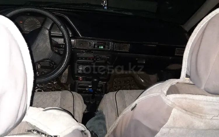 Mazda 323 1989 года за 400 000 тг. в Алматы