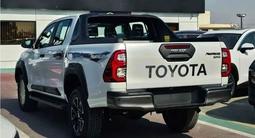 Toyota Hilux Adventure 2025 года за 29 300 000 тг. в Алматы – фото 4