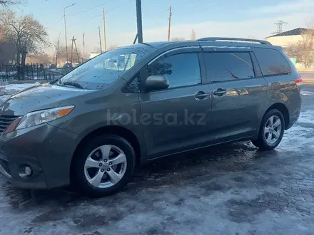 Toyota Sienna 2010 года за 9 500 000 тг. в Есик – фото 4