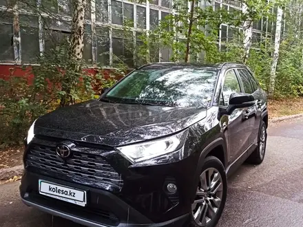 Toyota RAV4 2021 года за 20 500 000 тг. в Астана – фото 3