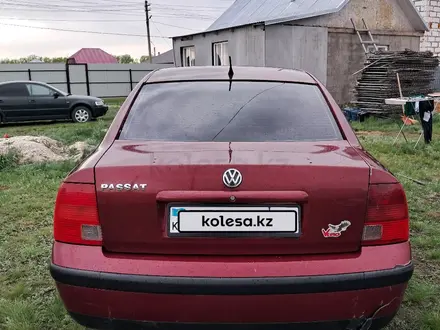 Volkswagen Passat 1997 года за 1 450 000 тг. в Петропавловск – фото 2