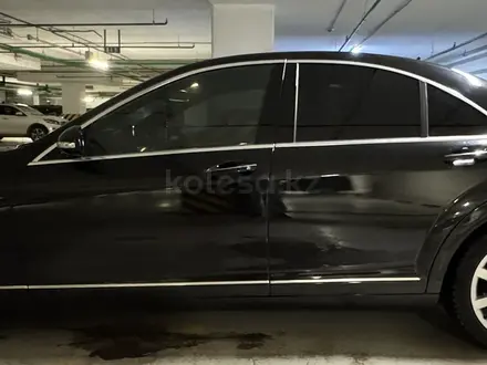 Mercedes-Benz S 350 2006 года за 7 200 000 тг. в Астана – фото 2