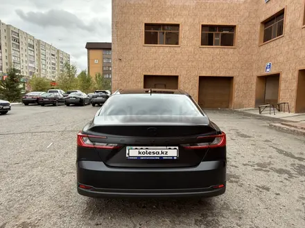 Toyota Camry 2026 года за 24 500 000 тг. в Караганда – фото 5
