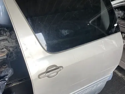 Toyota Sienna Дверь американец Привознойүшін50 000 тг. в Алматы