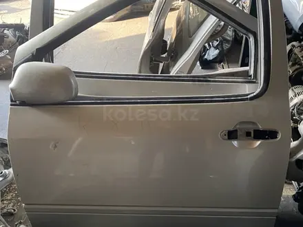 Toyota Sienna Дверь американец Привознойүшін50 000 тг. в Алматы – фото 2