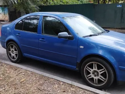 Volkswagen Bora 2000 года за 1 400 000 тг. в Алматы – фото 7