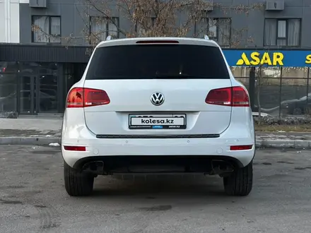 Volkswagen Touareg 2012 года за 8 900 000 тг. в Алматы – фото 4
