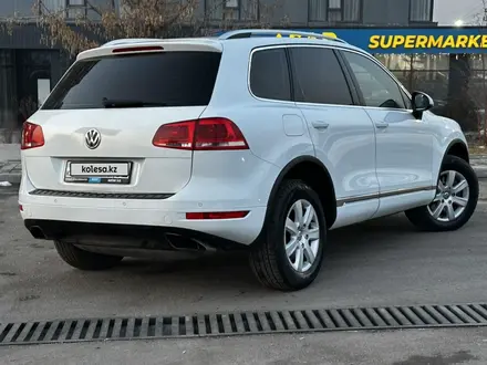 Volkswagen Touareg 2012 года за 8 900 000 тг. в Алматы – фото 5