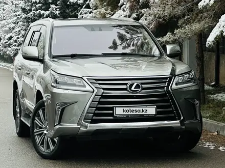 Lexus LX 570 2018 года за 41 000 000 тг. в Алматы