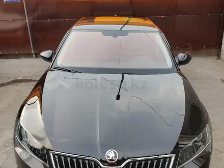 Skoda Superb 2019 года за 14 999 000 тг. в Алматы – фото 3