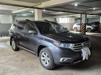 Toyota Highlander 2011 года за 11 200 000 тг. в Астана