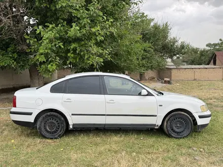 Volkswagen Passat 1999 года за 700 000 тг. в Шымкент – фото 3