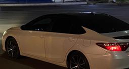 Toyota Camry 2015 года за 11 700 000 тг. в Уральск – фото 3