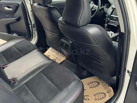 Toyota Camry 2015 года за 11 700 000 тг. в Уральск – фото 14
