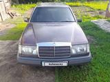 Mercedes-Benz E 220 1993 годаfor1 400 000 тг. в Усть-Каменогорск