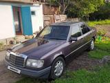 Mercedes-Benz E 220 1993 годаfor1 400 000 тг. в Усть-Каменогорск – фото 5