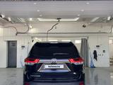 Toyota Highlander 2017 года за 13 900 000 тг. в Атырау – фото 3