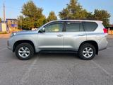Toyota Land Cruiser Prado 2013 года за 14 900 000 тг. в Усть-Каменогорск – фото 2