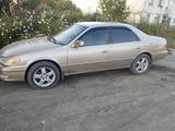 Toyota Camry 2000 года за 3 600 000 тг. в Экибастуз – фото 3