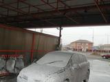 Nissan Tiida 2004 годаүшін2 300 000 тг. в Атырау – фото 2