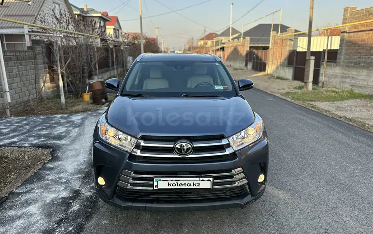 Toyota Highlander 2017 года за 19 000 000 тг. в Алматы