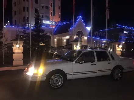 Lincoln Town Car 1993 года за 10 000 000 тг. в Астана – фото 18