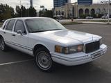 Lincoln Town Car 1993 года за 10 000 000 тг. в Астана – фото 3