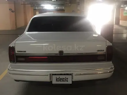 Lincoln Town Car 1993 года за 10 000 000 тг. в Астана – фото 9