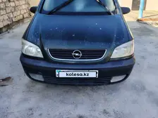 Opel Zafira, 2001