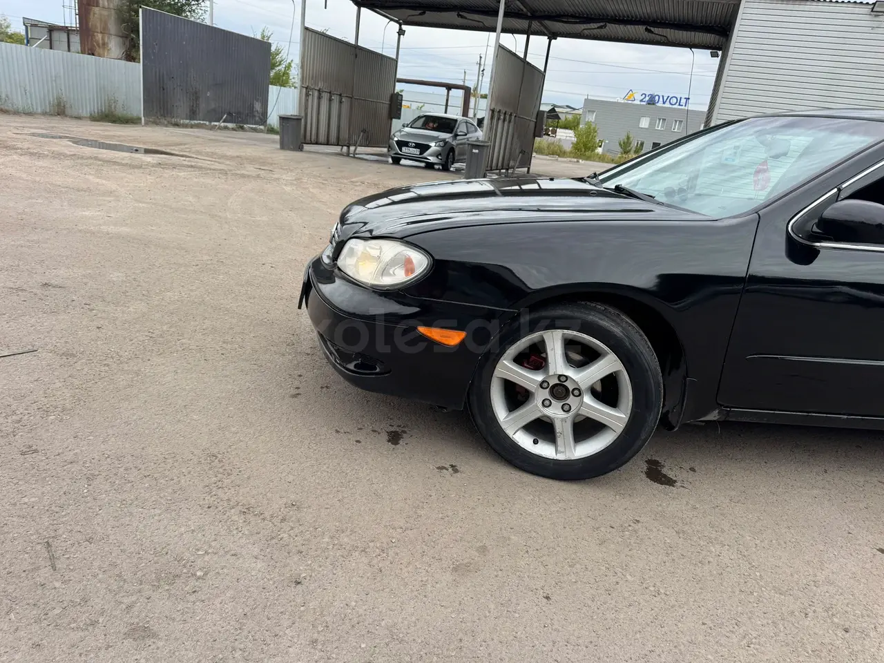 Nissan Maxima, 2000