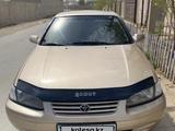 Toyota Camry 1998 года за 3 600 000 тг. в Жанаозен – фото 4