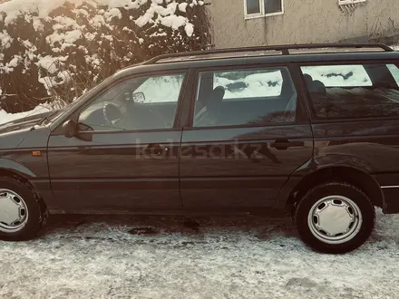 Volkswagen Passat 1991 года за 1 750 000 тг. в Алматы – фото 2