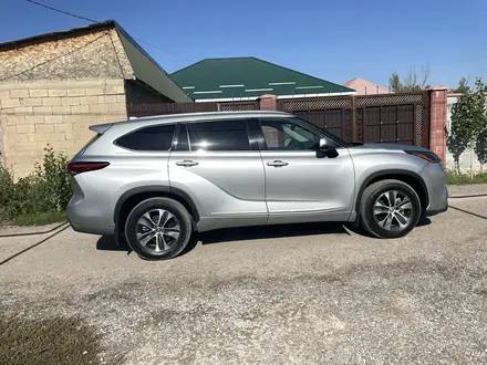 Toyota Highlander 2021 года за 27 000 000 тг. в Алматы – фото 4