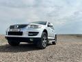 Volkswagen Touareg 2008 годаfor7 800 000 тг. в Алматы – фото 3