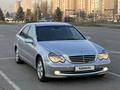 Mercedes-Benz C 240 2000 года за 3 300 000 тг. в Алматы – фото 3