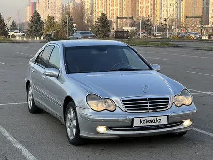 Mercedes-Benz C 240 2000 года за 3 300 000 тг. в Алматы – фото 3