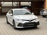 Toyota Camry 2023 года за 21 300 000 тг. в Алматы