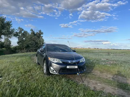 Toyota Camry 2012 года за 5 300 000 тг. в Уральск – фото 3