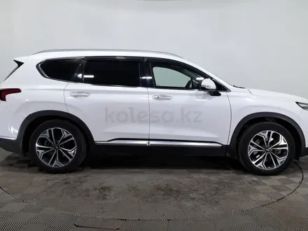 Hyundai Santa Fe 2020 года за 13 100 000 тг. в Алматы – фото 4