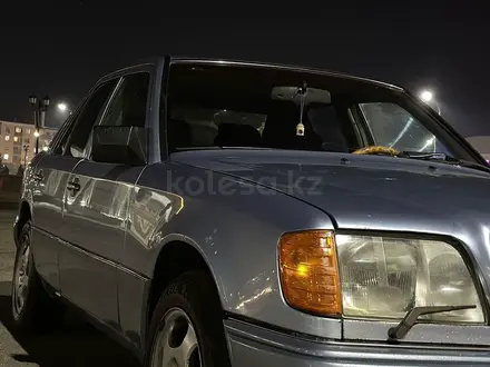 Mercedes-Benz E 280 1993 года за 1 950 000 тг. в Алматы – фото 3